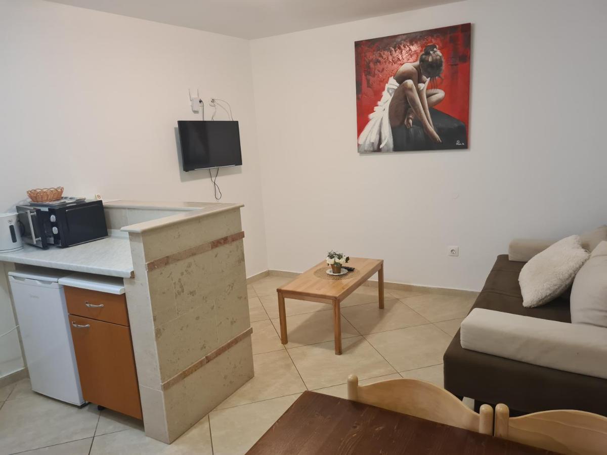 Villa Patricija Keller-Podrum-Basement Porec Ngoại thất bức ảnh